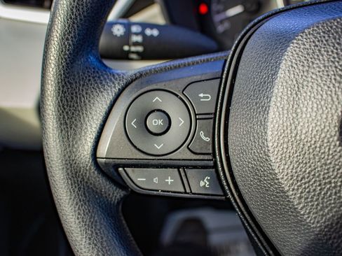 Used 2021 Toyota Corolla LE image 22