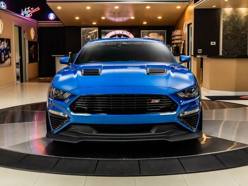 Used 2021 Ford Mustang GT Premium w/ GT Performance Package RWD image 7