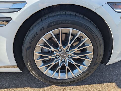 Used 2023 Genesis G80 2.5T image 9