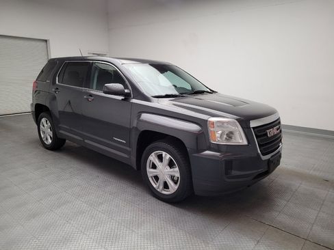 Used 2017 GMC Terrain SLE FWD image 11