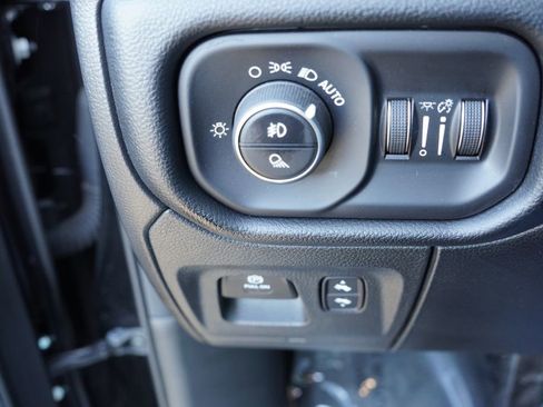 Certified 2020 RAM 1500 Laramie w/ Sport Appearance Package image 24