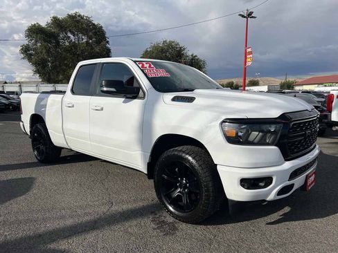 Used 2022 RAM 1500 Big Horn AWD/4WD image 4