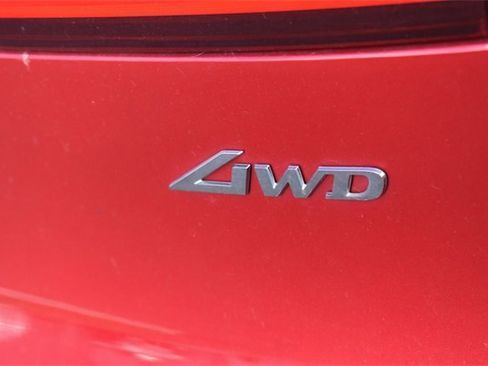 Used 2022 Genesis GV70 2.5T w/ Advanced Package image 17