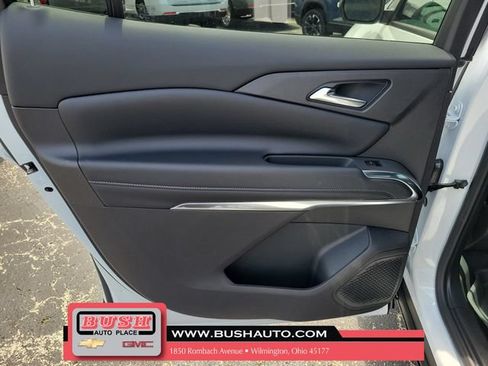 New 2026 Chevrolet Traverse LT w/ Driver Confidence Package FWD image 16