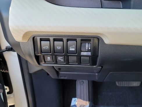 Certified 2022 Subaru Ascent Premium w/ Convenience Package image 31