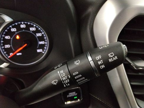 Used 2023 GMC Acadia SLE w/ Elevation Edition image 17