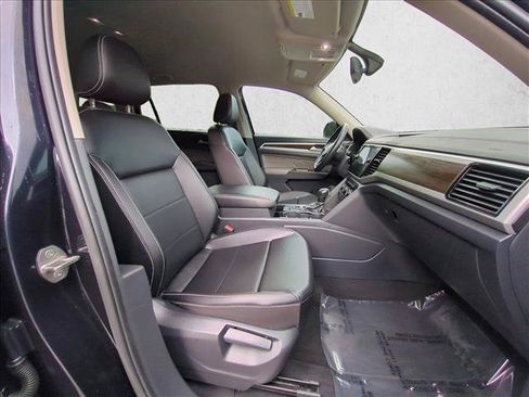 Used 2023 Volkswagen Atlas SE FWD image 23