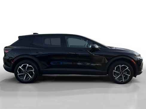 New 2026 Chevrolet Equinox EV LT image 6