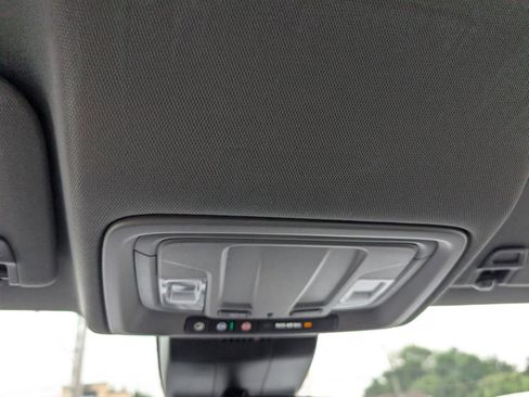 New 2025 Chevrolet Silverado 1500 W/T image 25