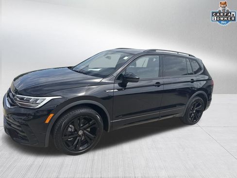 Used 2023 Volkswagen Tiguan SE R-Line AWD/4WD image 1