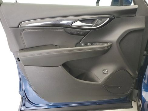 Used 2023 Buick Envision Essence image 20