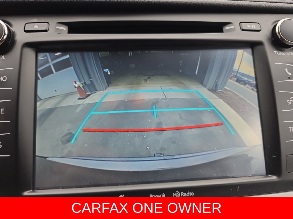 Used 2017 Toyota Highlander XLE AWD/4WD image 25