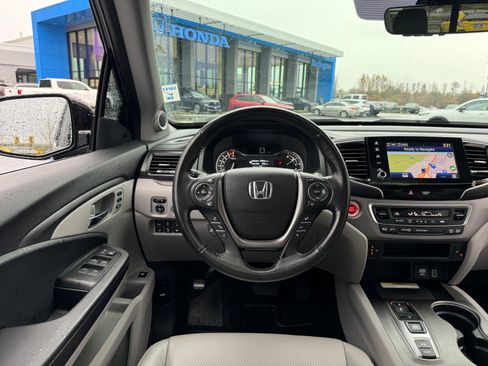 Certified 2022 Honda Ridgeline RTL-E image 16