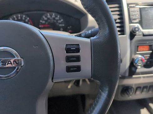 Used 2017 Nissan Frontier SV w/ SV Value Truck Package AWD/4WD image 16