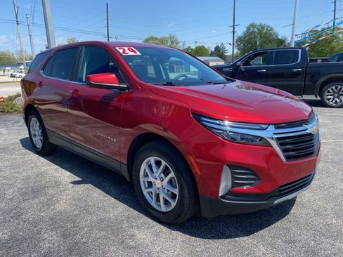 Used 2024 Chevrolet Equinox LT w/ LPO, Floor Liner Package FWD image 7
