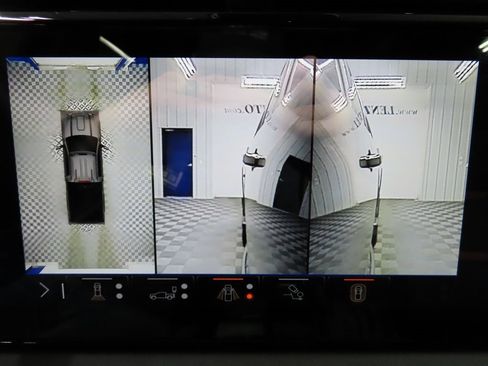 Used 2025 GMC Sierra 2500 AT4 w/ AT4 Premium Plus Package image 20