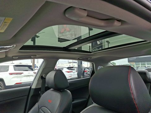 Used 2019 Kia Optima SX FWD image 15