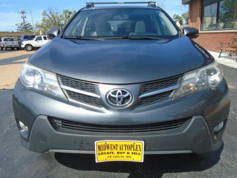 Used 2014 Toyota RAV4 XLE AWD/4WD image 7