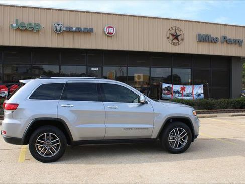 Certified 2021 Jeep Grand Cherokee Limited w/ Trailer Tow Group IV image 6