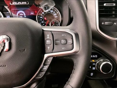 Used 2025 RAM 1500 Big Horn AWD/4WD image 27