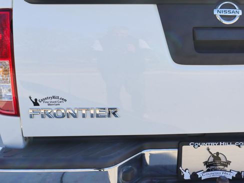 Used 2016 Nissan Frontier S image 34
