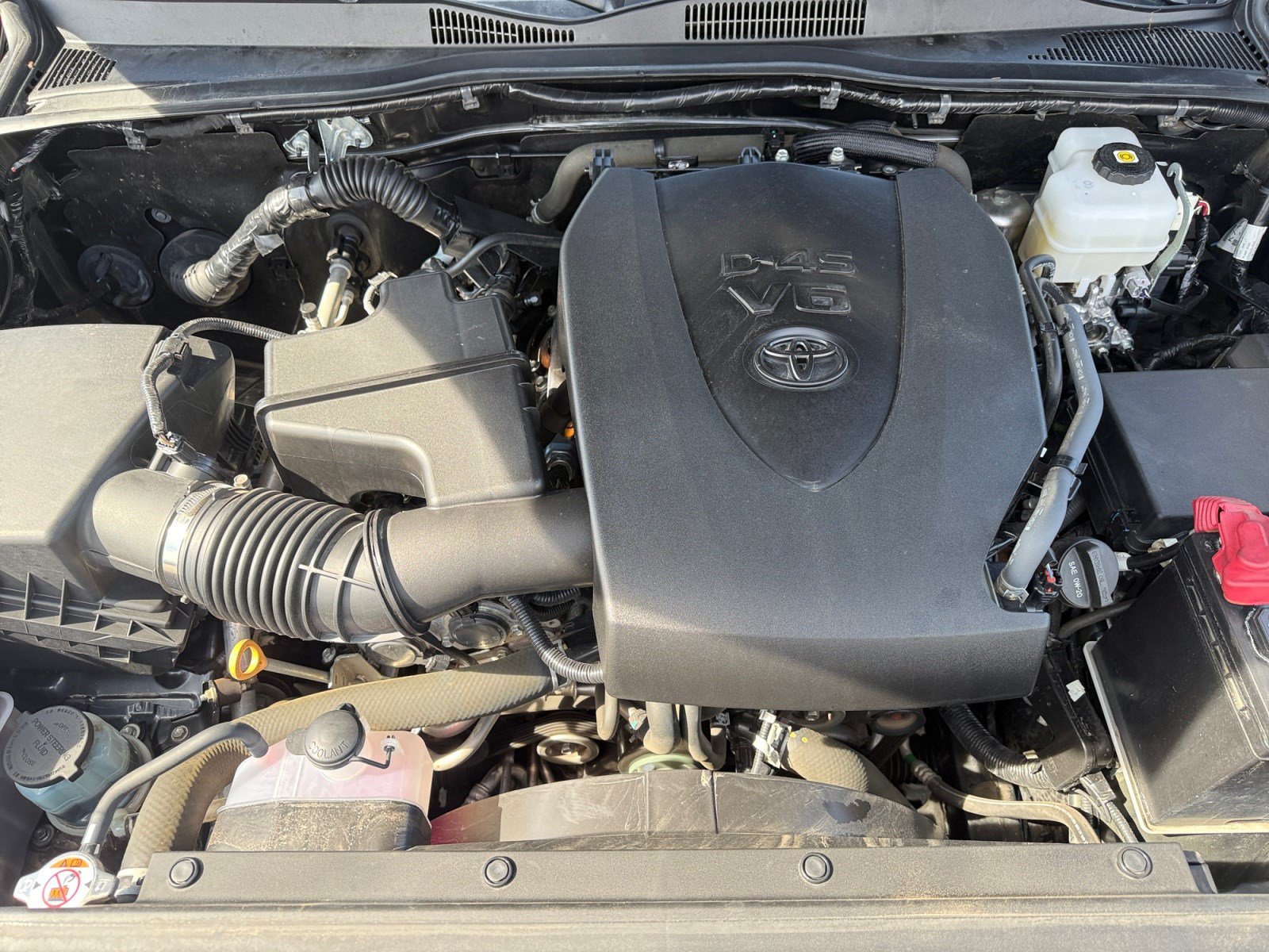 Used 2023 Toyota Tacoma TRD Off-Road AWD/4WD image 20