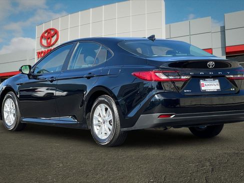 Certified 2025 Toyota Camry LE image 5