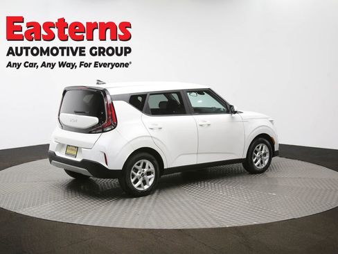 Used 2025 Kia Soul LX w/ LX Technology Package image 40