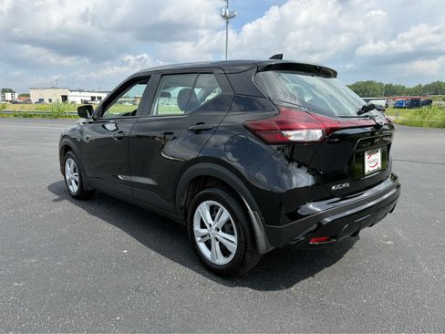 Used 2025 Nissan Kicks Play S FWD image 5