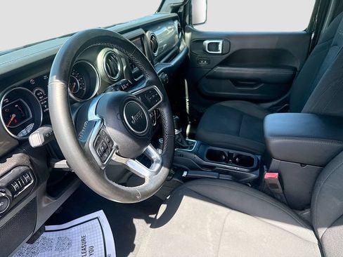 Used 2020 Jeep Wrangler Unlimited Sahara w/ Safety Group AWD/4WD image 25