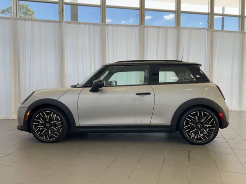 New 2026 MINI Cooper 2-Door Hardtop FWD image 2