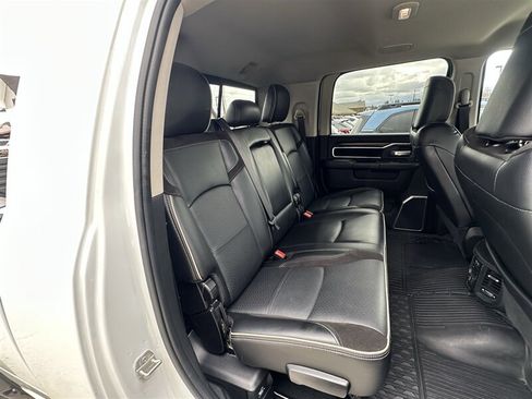 Used 2023 RAM 3500 Laramie AWD/4WD image 18