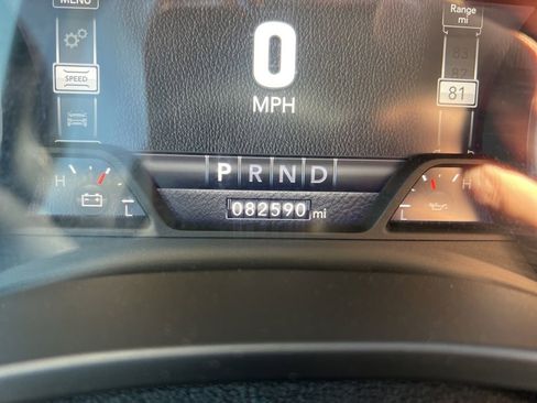 Used 2019 RAM 1500 Laramie AWD/4WD image 18