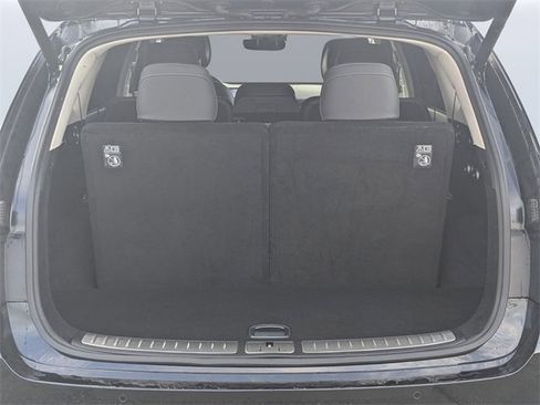 Used 2025 Genesis GV80 3.5T Advanced image 13