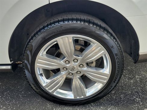 Used 2024 Ford Expedition King Ranch image 11