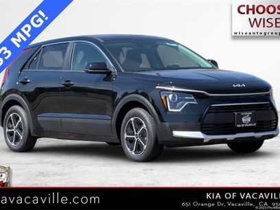 New 2025 Kia Niro LX