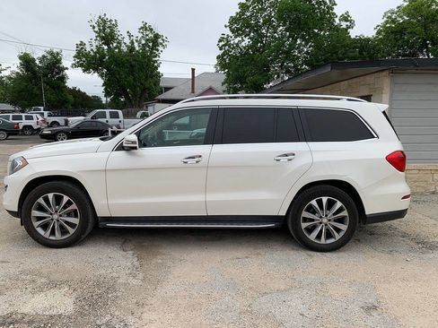 Used 2014 Mercedes-Benz GL 450 4MATIC image 3