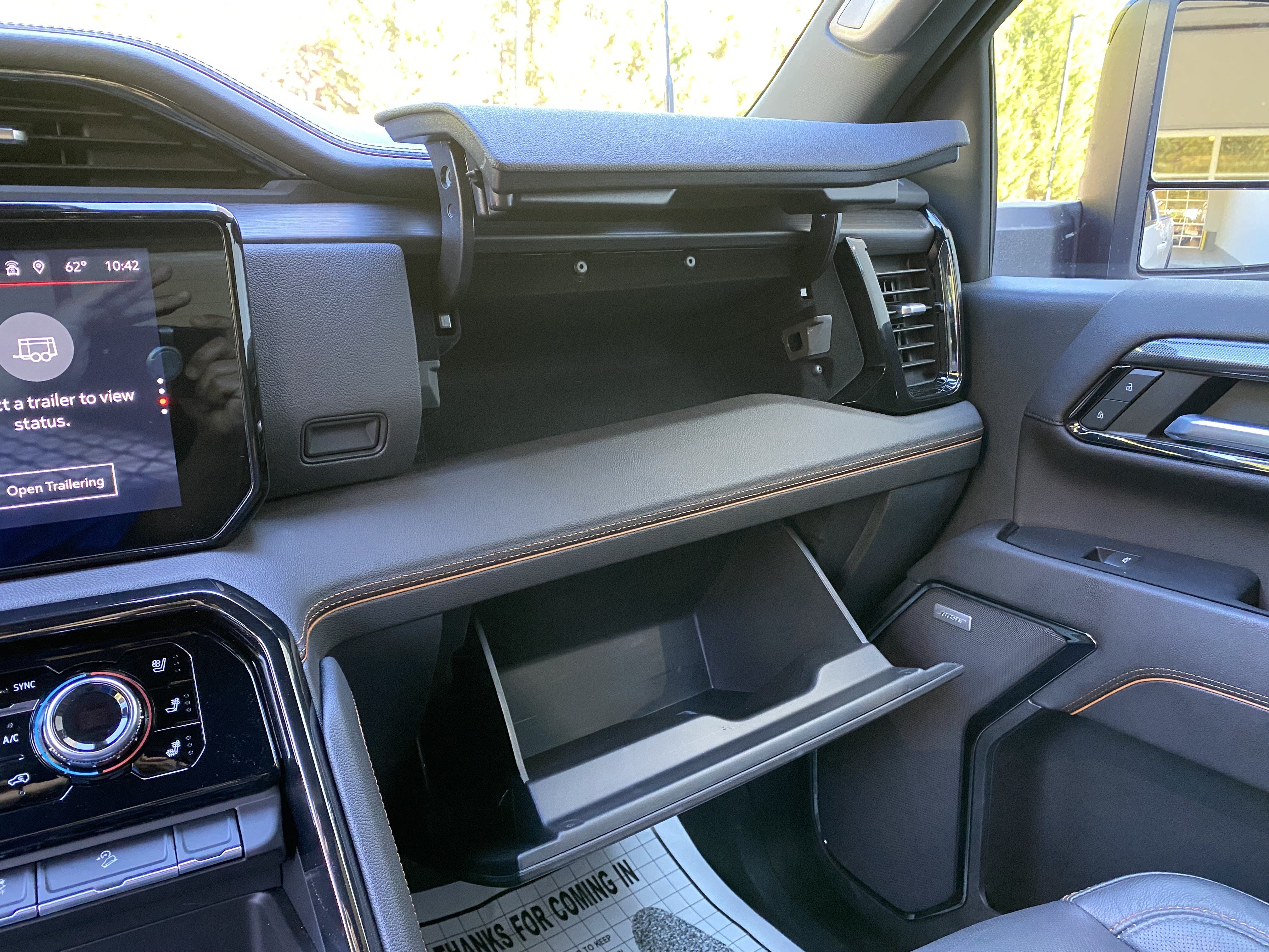 Used 2024 GMC Sierra 2500 AT4 w/ AT4 Premium Plus Package AWD/4WD image 32
