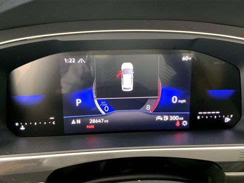 Used 2024 Volkswagen Tiguan SE R-Line image 20