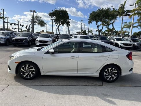 Used 2017 Honda Civic EX image 12