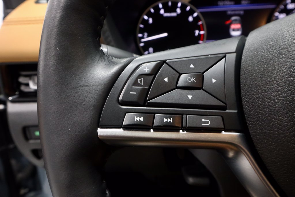 Certified 2025 Nissan Sentra SV w/ SV Premium Package FWD image 28