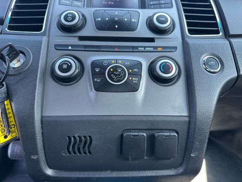Used 2013 Ford Taurus Police Interceptor AWD image 39