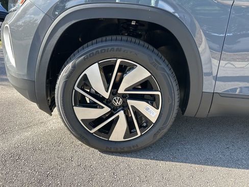 New 2026 Volkswagen Atlas SE image 54