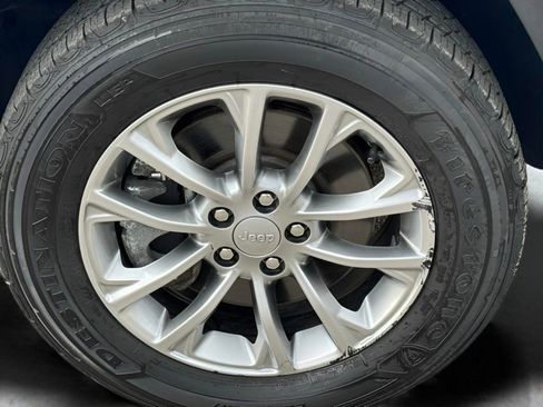 Certified 2022 Jeep Cherokee Latitude Lux image 27