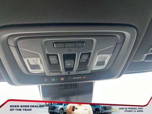 Used 2024 Chevrolet Silverado 1500 High Country w/ High Country Premium Package image 25