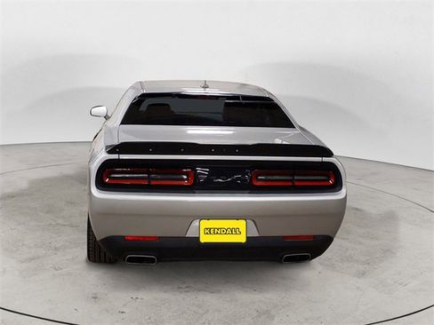 Used 2022 Dodge Challenger SXT w/ Plus Package image 4