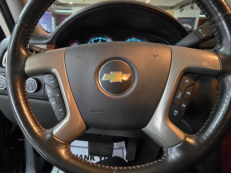 Used 2012 Chevrolet Suburban LTZ AWD/4WD image 30