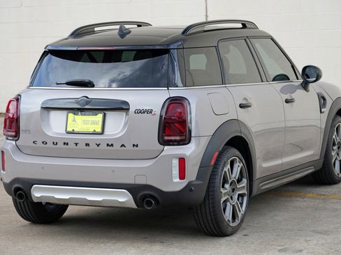 Used 2022 MINI Cooper Countryman S w/ Convenience Package FWD image 52