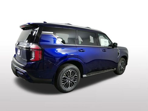 New 2025 Nissan Armada Platinum image 9
