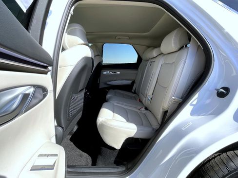 New 2026 Genesis GV70 2.5T Advanced AWD/4WD image 20